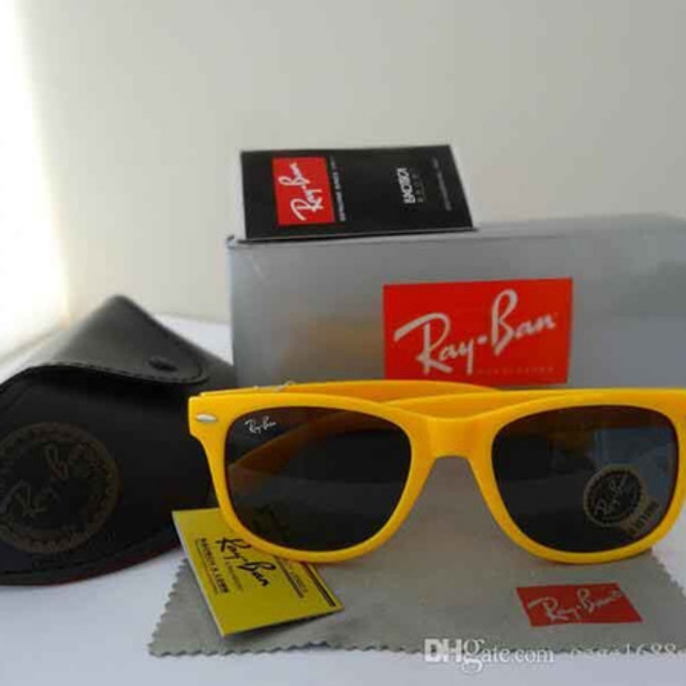 Rayban wayfarer sunglases